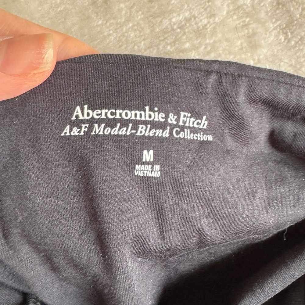 Abercrombie & Fitch Black Tank Top - Picture 3 of 4